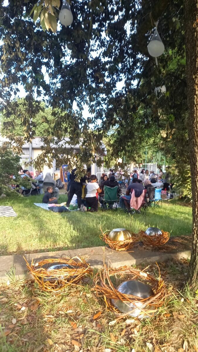 Fête des voisins au PAC à Carriet avec l’AJHAG, Le Phare et JeunS2kriet : repas partagé et présentation de la Nuit Verte